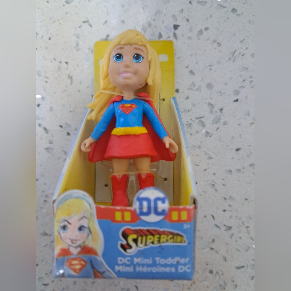 Mini DC super girl 👧